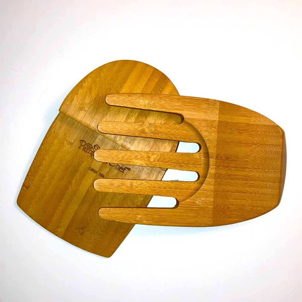 Pampered Chef Bamboo Salad Claws!
